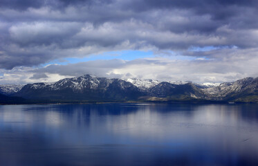Fototapeta na wymiar Lake Tahoe with the Sierra Nevada Mountains in the Background