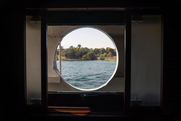 Cruise Window