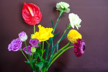 飾られた花
