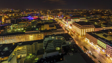 Blick vom Europa-Center auf das KaDeWe in Richtung Osten (City von Berlin)