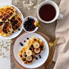 waffles with berries
