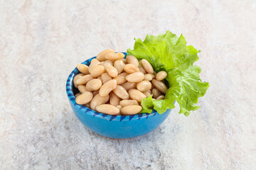 White canned beans for vegan suisine