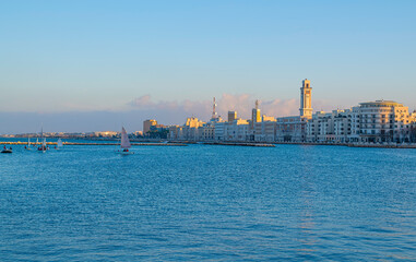 Fototapeta premium tourists on the seafront of Bari, the capital of Puglia in southern Italy.