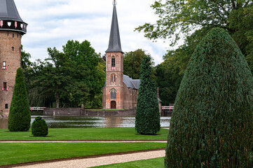 Castel estate with greenery, sky and open spaces in The Netherlands, Kastel De Haar