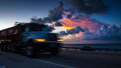 Fototapeta na wymiar Trucker sunset