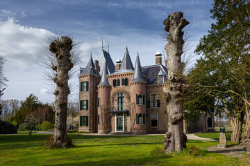 Fototapeta na wymiar Castle estate in early spring in The Netherlands