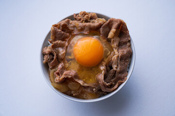 牛丼卵付き