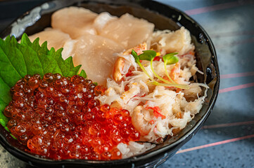 蟹とイクラと帆立の海鮮丼