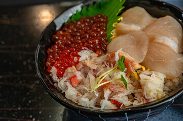 蟹とイクラと帆立の海鮮丼