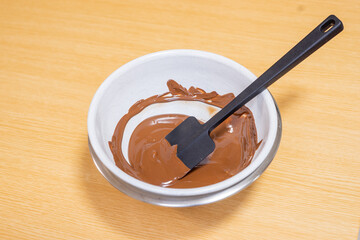 バレンタイン　チョコ　湯煎