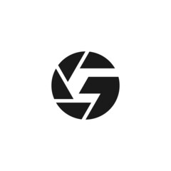 Camera lens logo design initial letter G. photography logo