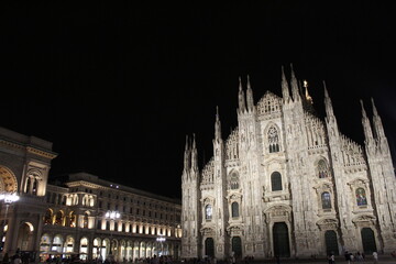 Duomo di Milano at night