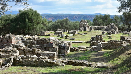 Fototapeta na wymiar archeological site in town Sparta in Greece