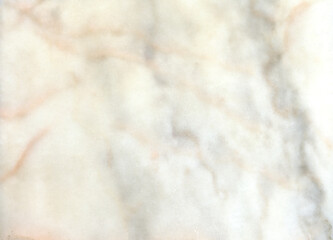 Fototapeta na wymiar Textura de superfície de pedra mármore polida em tons de cores cinzentas e rosa alaranjado