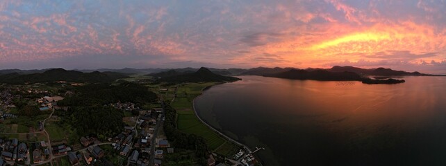 山陰海岸国定公園　京丹後市久美浜湾　龍の様な夕景　パノラマ