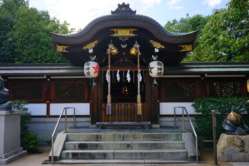 Main Pavilion of Seimei-jinja Shrinein Kyoto, Japan - 日本 京都 晴明神社 本殿