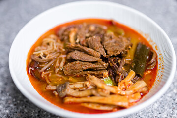한식, 육개장, 음식, food, koreanfood, yukgejang, koreanbeefstew, 고사리, 대파, 양지, 빨간색,