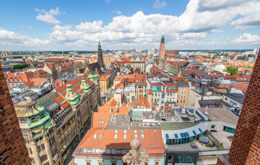 Fototapeta na wymiar Wroclaw, Poland - largest city of Silesia, Wroclaw displays a colorful Old Town that becomes even more amazing if seen from the top of St Mary Magdalene Church
