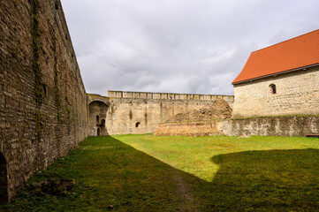 Obraz premium Ivangorod fortress. Old fortress walls. Historical sites. old fortress walls.