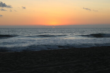 atardecer en la playa de la barra de colotepec