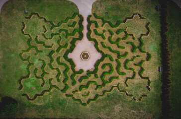 Top view of symmetrical haze labyrinth.