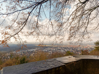 Blick vom Westhang des Tüllinger Berges in Richtung Dreiländereck, Basel und Oberrheintiefland