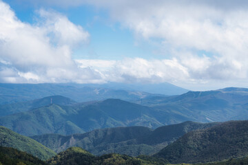 Fototapeta na wymiar 美ヶ原から見た山々