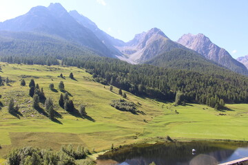 Obraz premium Der Blick ins Engadin in den Schweizer Alpen.
