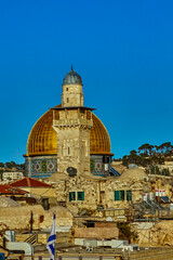 Fototapeta na wymiar Bab al Silsila Minaret and Dome of the Rock on Temple Mount. sunny day. old city of jerusalem, israel