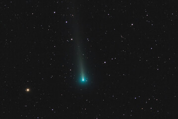 Comet Leonard C / 2021 A1 photographed on December 4, 2021 with an 80mm refracting telescope
