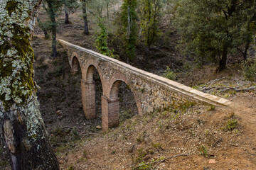 Zenithal view of the Aqueduct of "Can Vilallonga" .