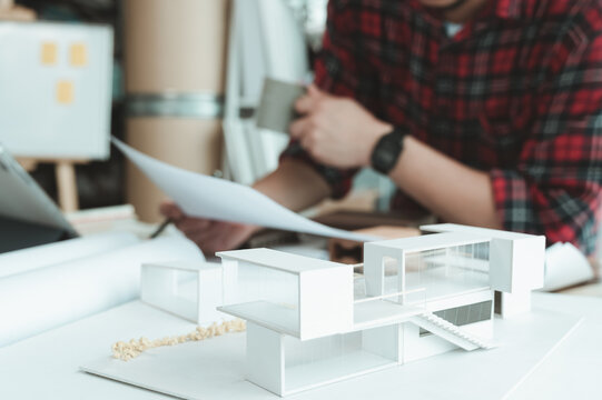 Home model of Architectural designer, Studying housing designs, Housing designers, home furnishings, working at home, Construction cost estimation, best search analysis.