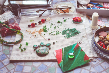 The workspace of bead jewelry master