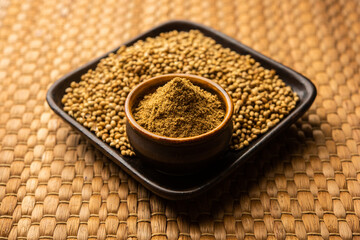 coriander powder or dhaniya powder