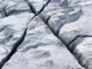 changes, sharpness, formations, crevices, corrugated and sharp structures in stones