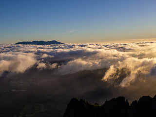 阿蘇山高岳山頂からの朝焼け
