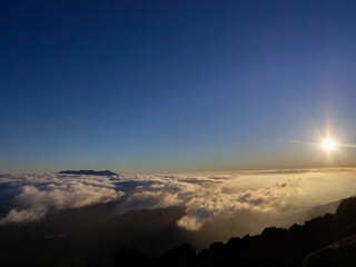 阿蘇山高岳山頂からの朝焼け