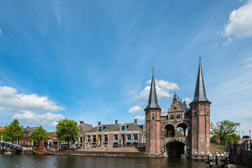 Fototapeta na wymiar Water gate in Sneek, Friesland province, The Netherlands