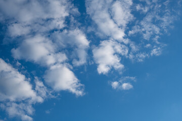 Obraz premium Blue sky with clouds