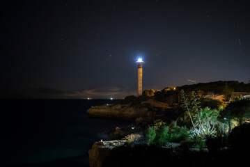 Faro de Torredembarra de noche 