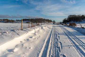 Fototapeta na wymiar Winter road snowy landscape