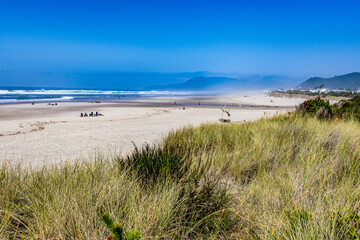 Fototapeta na wymiar Cannon Beach on a sunny day on Pacific coast
