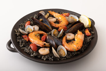 イカ墨パエリア