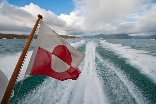 Greenlandic flag on the back of a speedboat