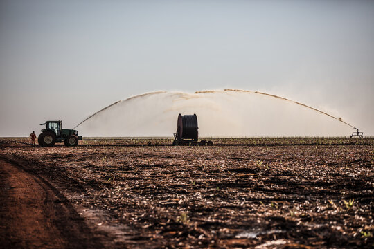 Irrigation of sugarcane as part of biofuels production in Brazil