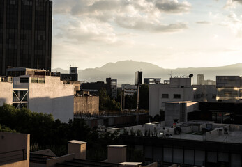 Naklejka premium sunset over the city