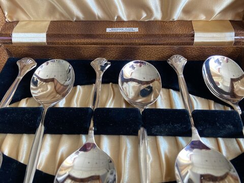 rhodium plate stamped on 1940s cutlery handle rhodium first used in 1930s for cutlery sets, rhodium is used in plating jewellery still