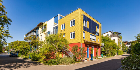 Germany, Baden-Wurttemberg,FreiburgimBreisgau, Modern suburb houses in spring