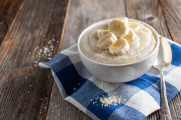 Porridge with bananas. Cooked with millet