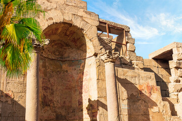 Ruined niche and columns